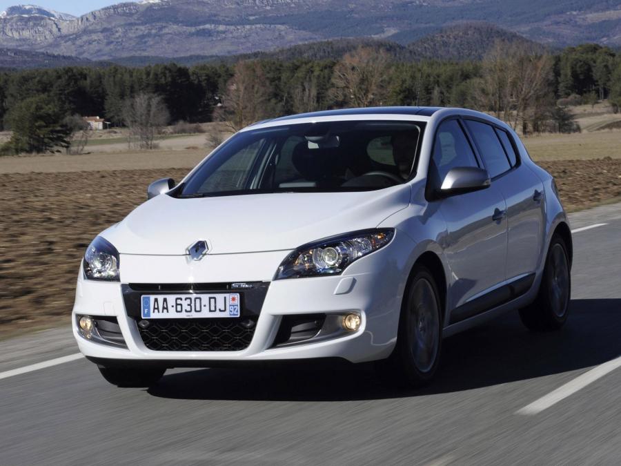  Renault Megane GT Line 2010 года  (фото 6 из 11)